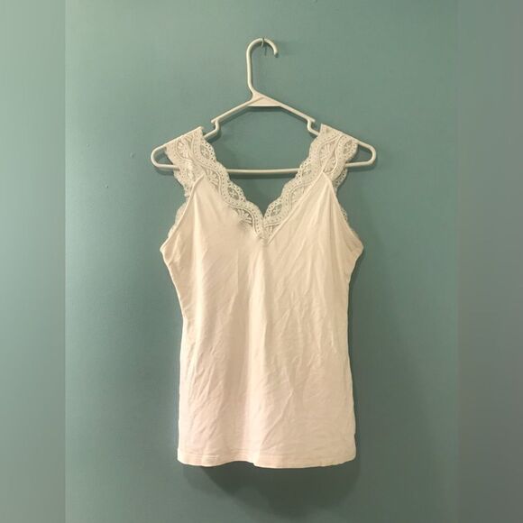 NWOT … NEW YORK & COMPANY “Size: XS” Lace Cami Top - Picture 2 of 4